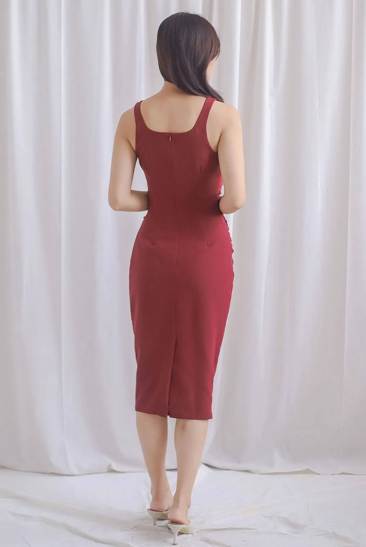 Acelynn Drape Bodycon Work Dress In Wine Red