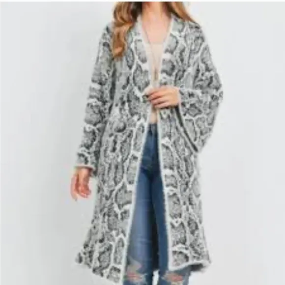 Anthropologie Akemi   Kin Sneak Print Long Fuzzy Sweater Duster Open Cardigan OS