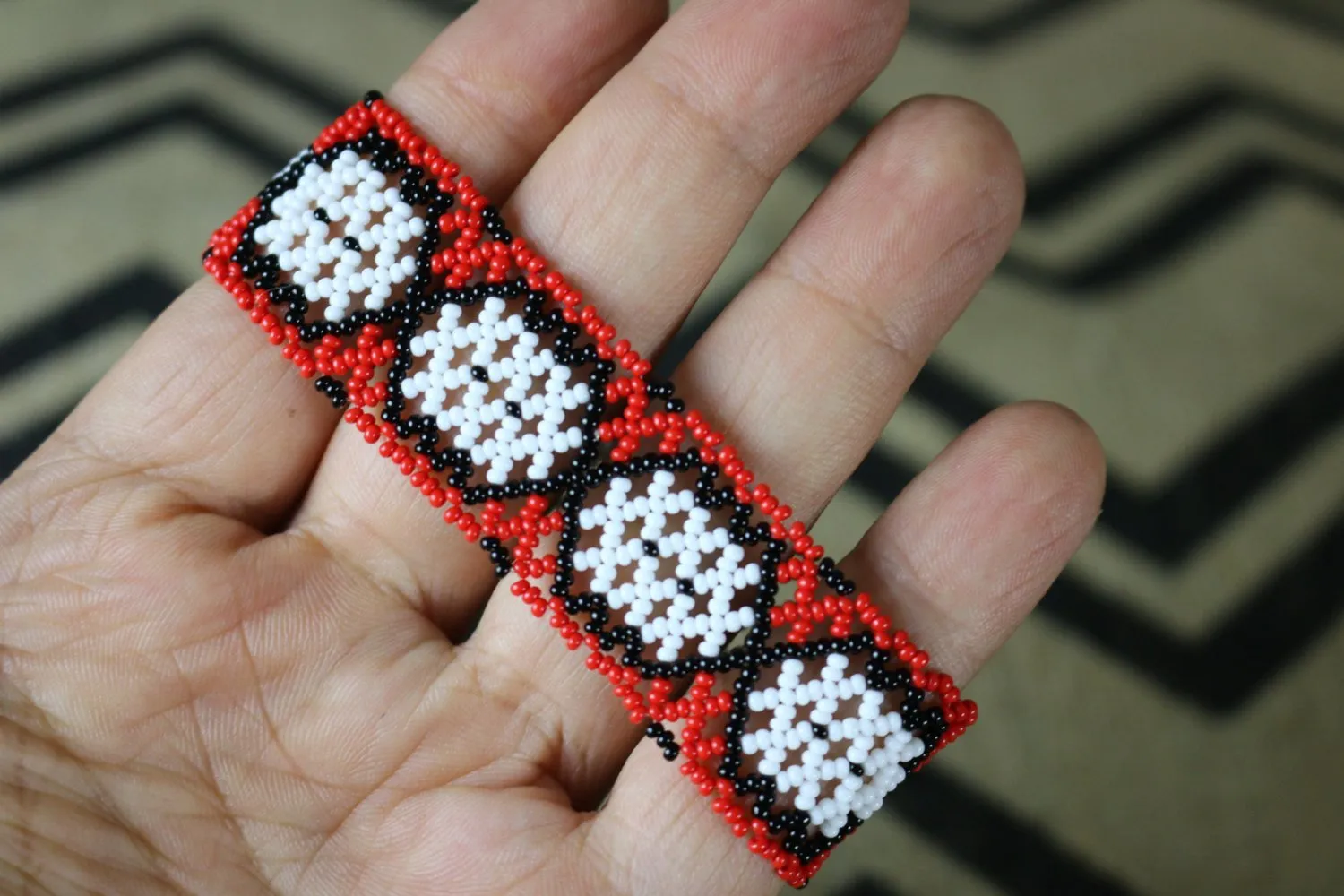 Art# K109  3.5 inch Original Kayapo Traditional Peyote stitch Beaded Bracelet from Brazil.