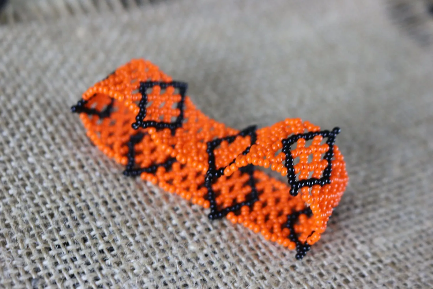 Art# K423  3  inch. Original Kayapo Traditional Peyote stitch Beaded Bracelet from Brazil
