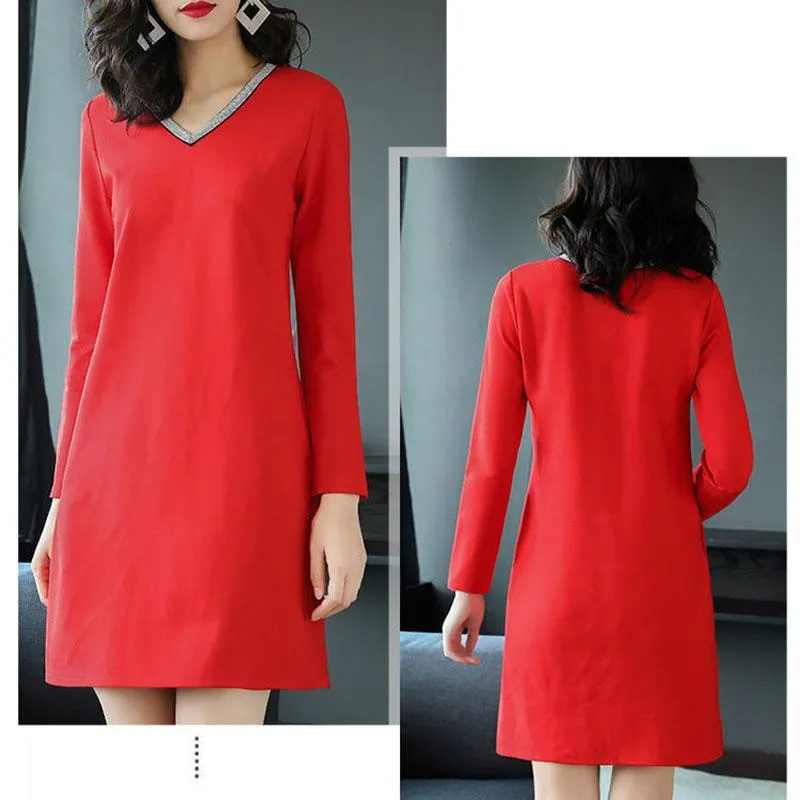 Autumn and Winter Long-sleeved V-neck Dress Temperament Large Size Loose Bottoming Shirt In The Long Section Was Thin Female Bottoming Skirt