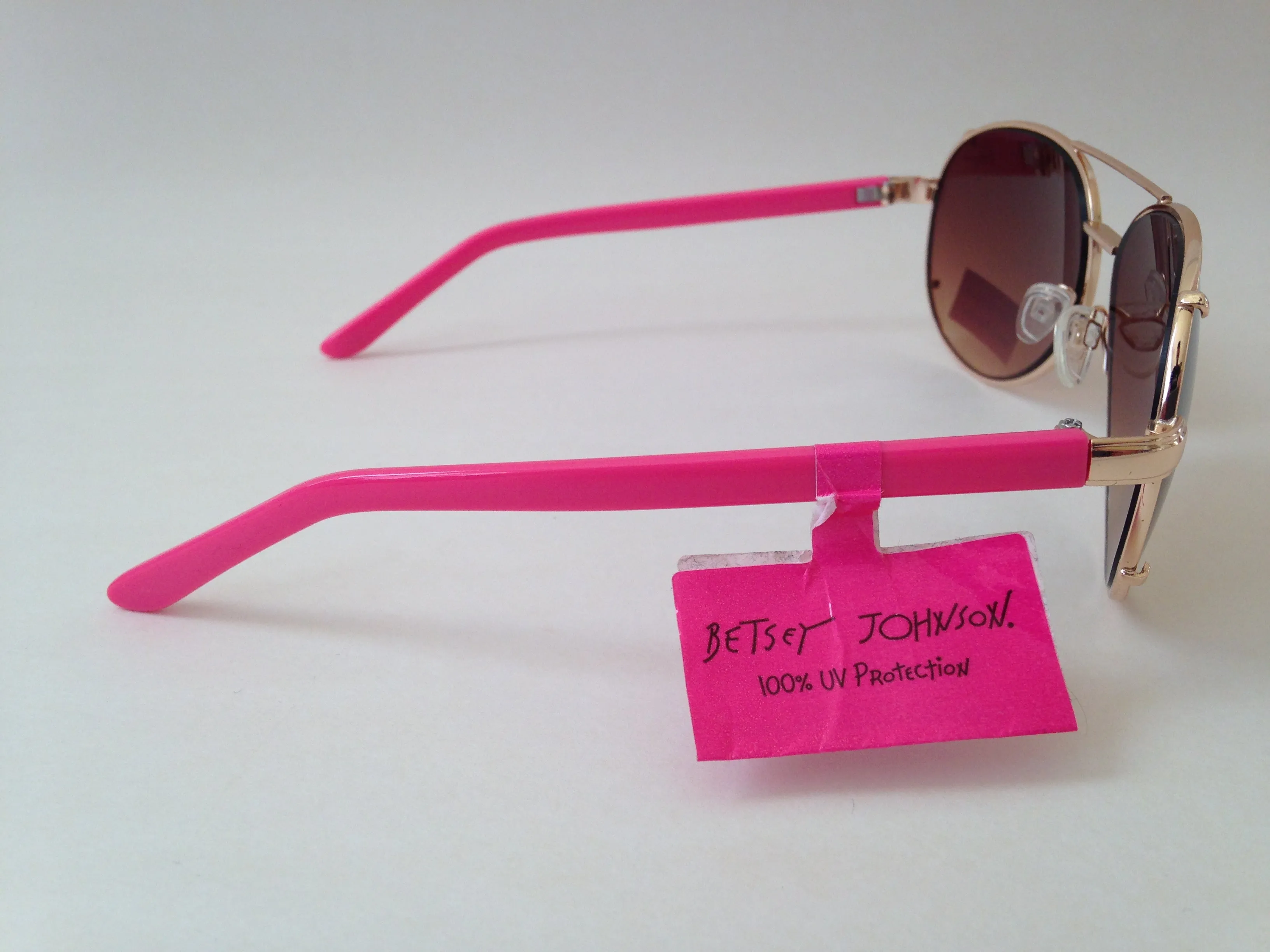 Betsey Johnson Aviator Sunglasses Gold And Pink Frame Brown Gradient Lens