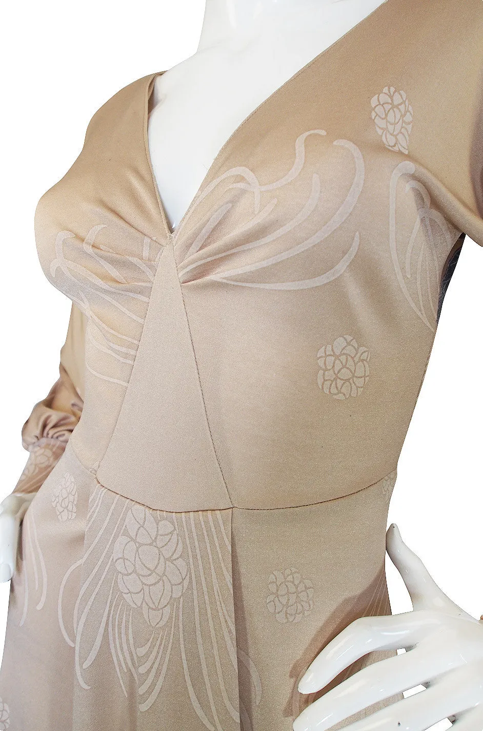 c.1976 Mac Tac Floral Printed Nylon Jersey Dress w Balloon Sleeves