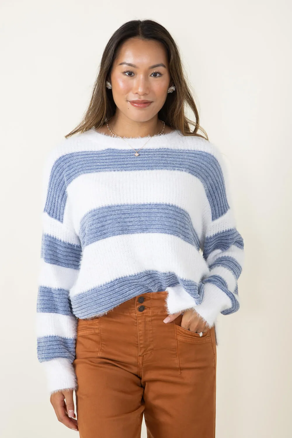 Contrast Stripe Fuzzy Sweater for Women in White/Blue | H20576-IRYBLU