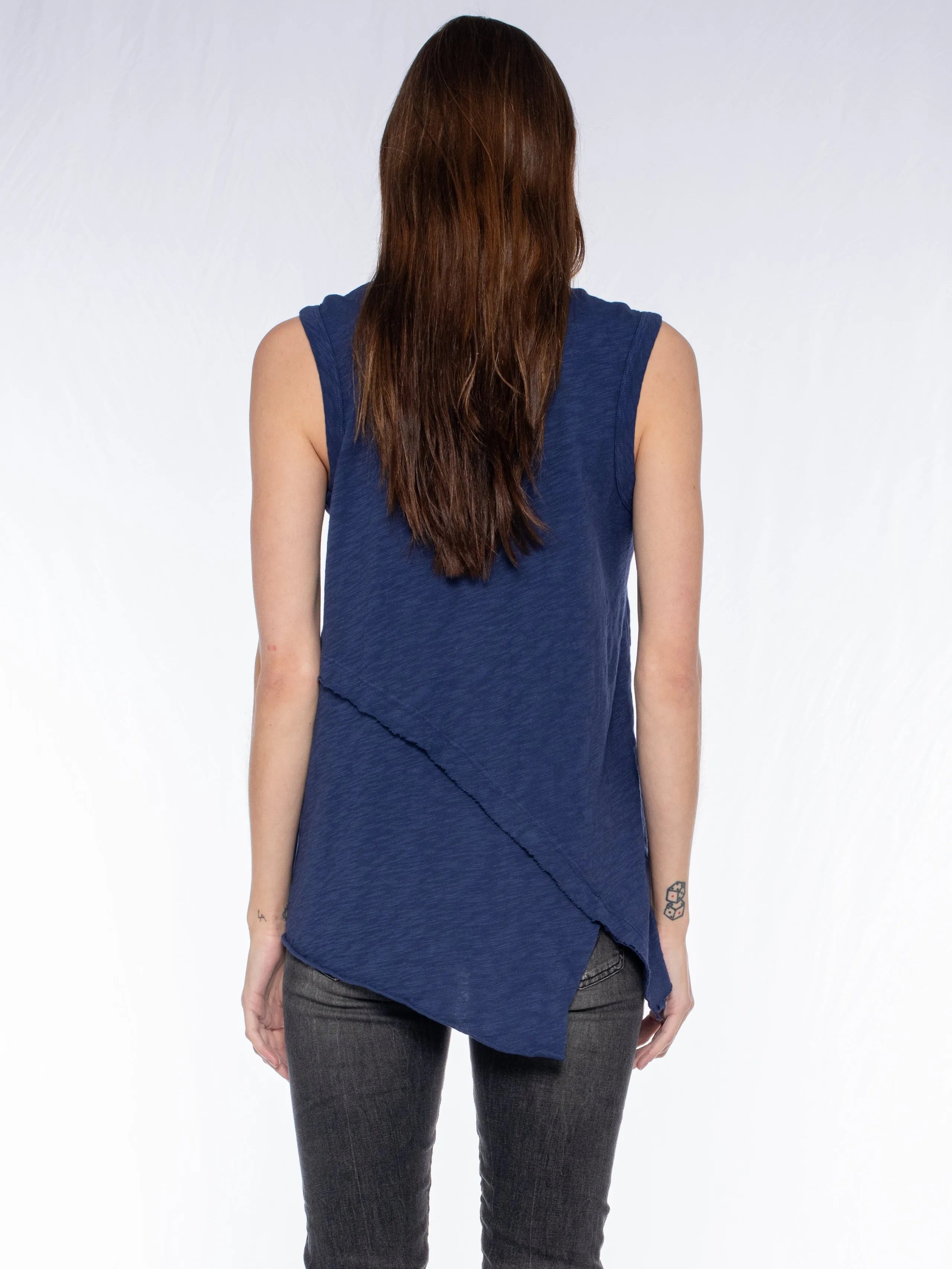Crossover Hem Shirttail Shell