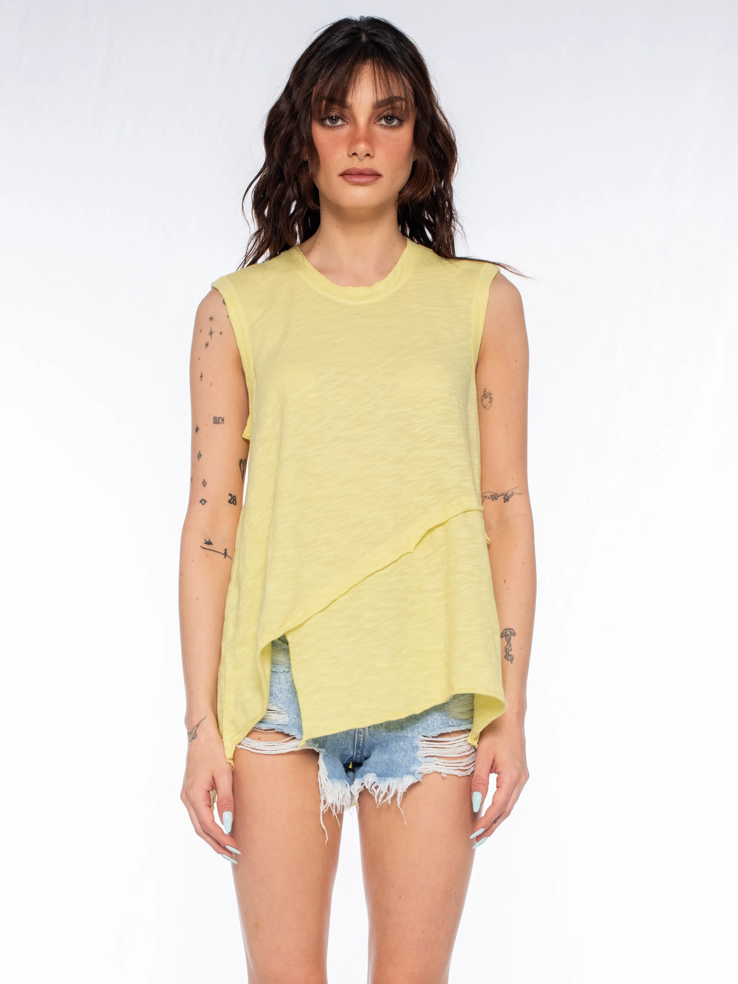 Crossover Hem Shirttail Shell