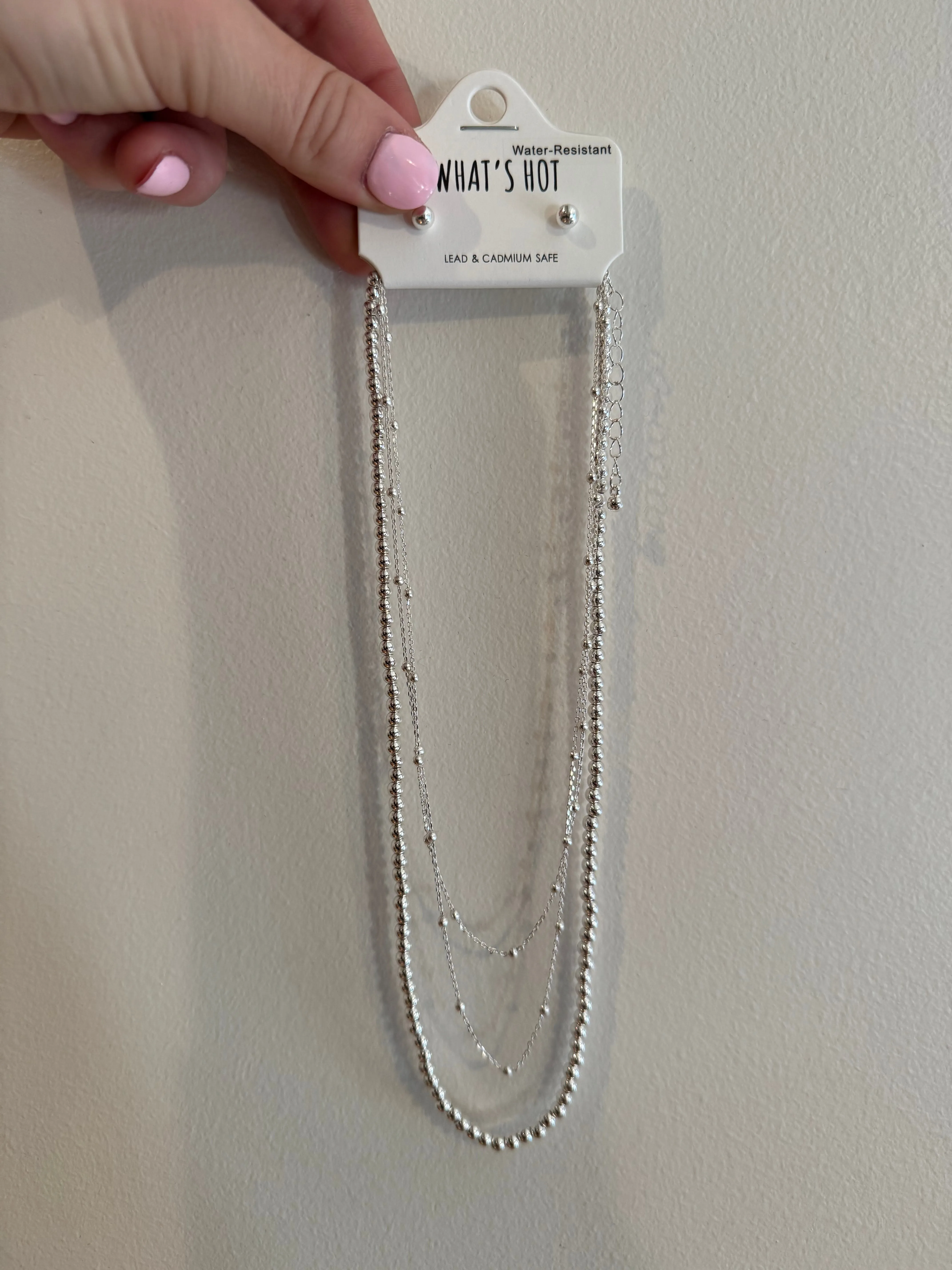 Dainty & Beaded Necklace