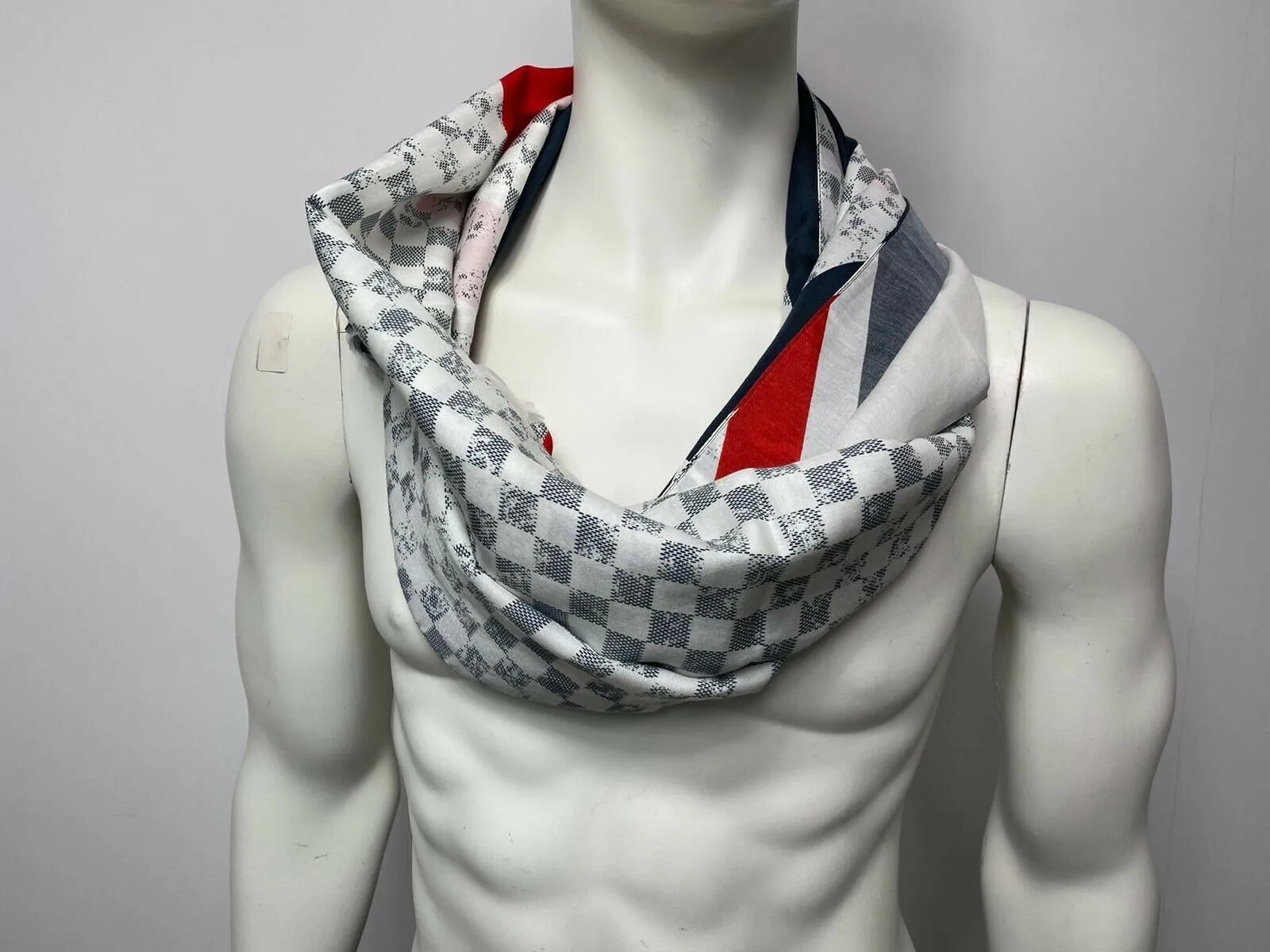 Damier Latitude Scarf