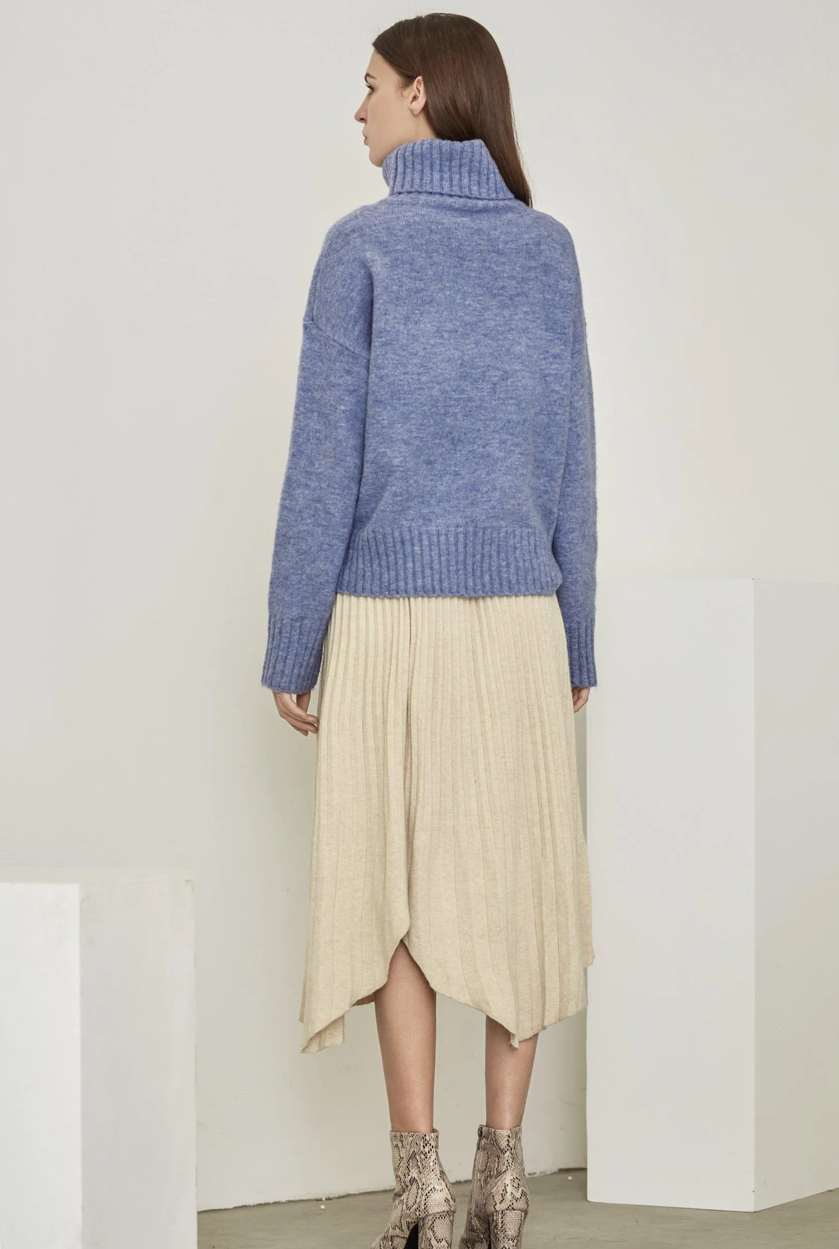 EMMA YAK WOOL BLEND TURTLENECK SWEATER