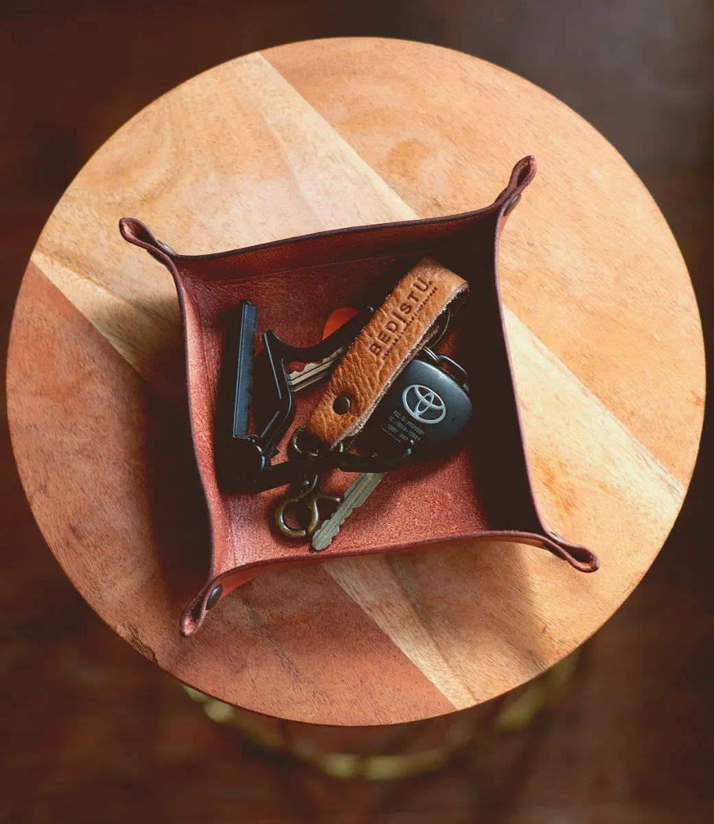 Expanse Catchall Tray