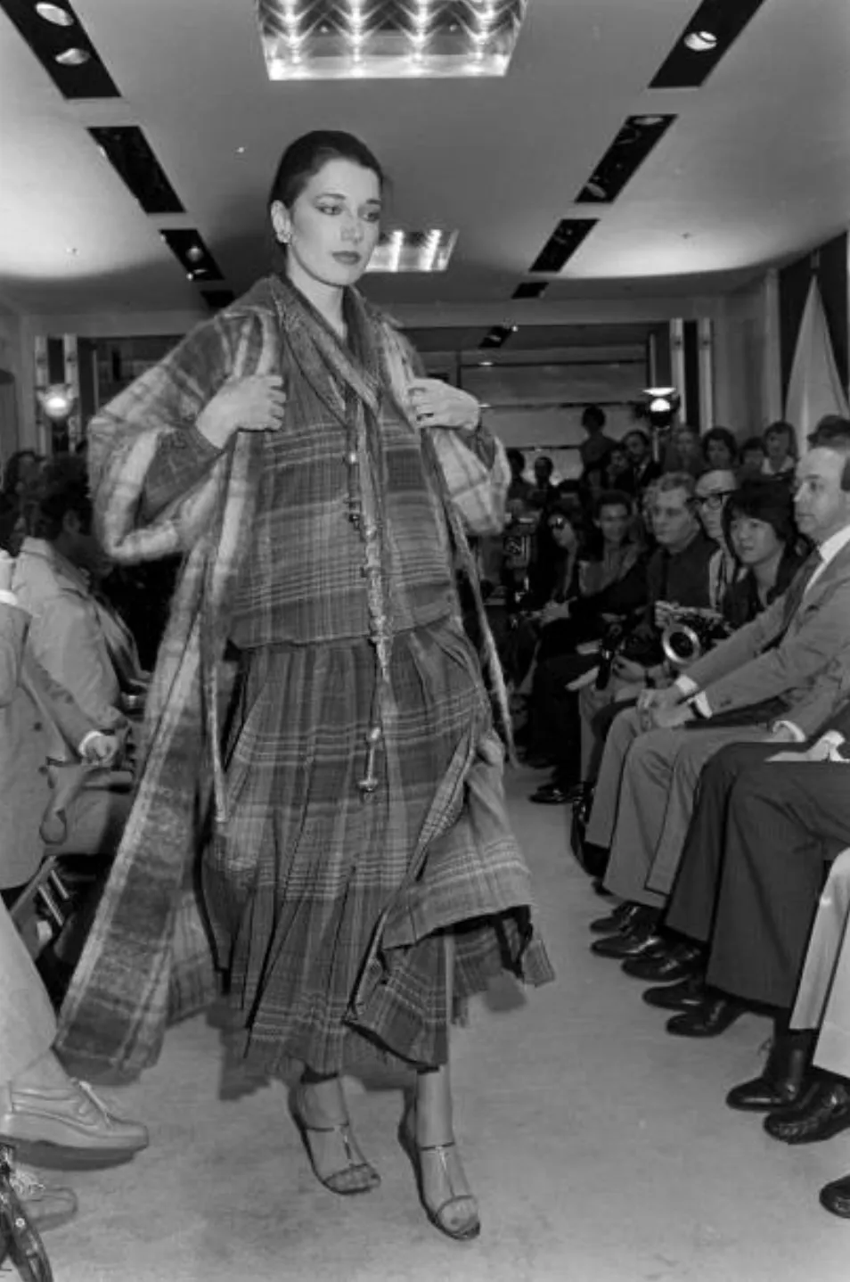 Fabulous Fall 1978 Geoffrey Beene Runway Oversized Mohair Blanket Cocoon Coat