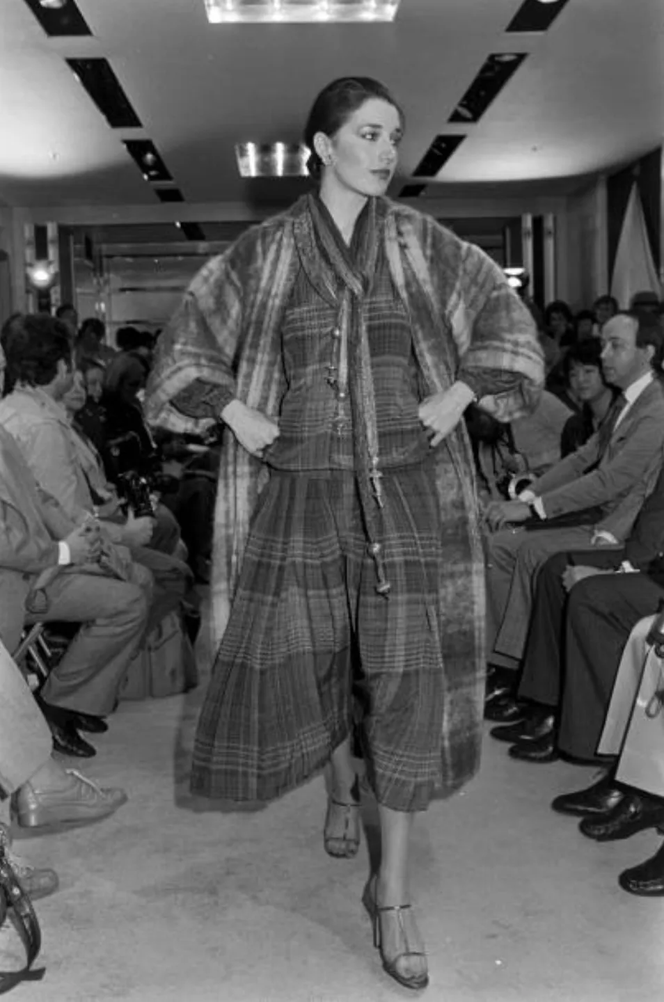 Fabulous Fall 1978 Geoffrey Beene Runway Oversized Mohair Blanket Cocoon Coat