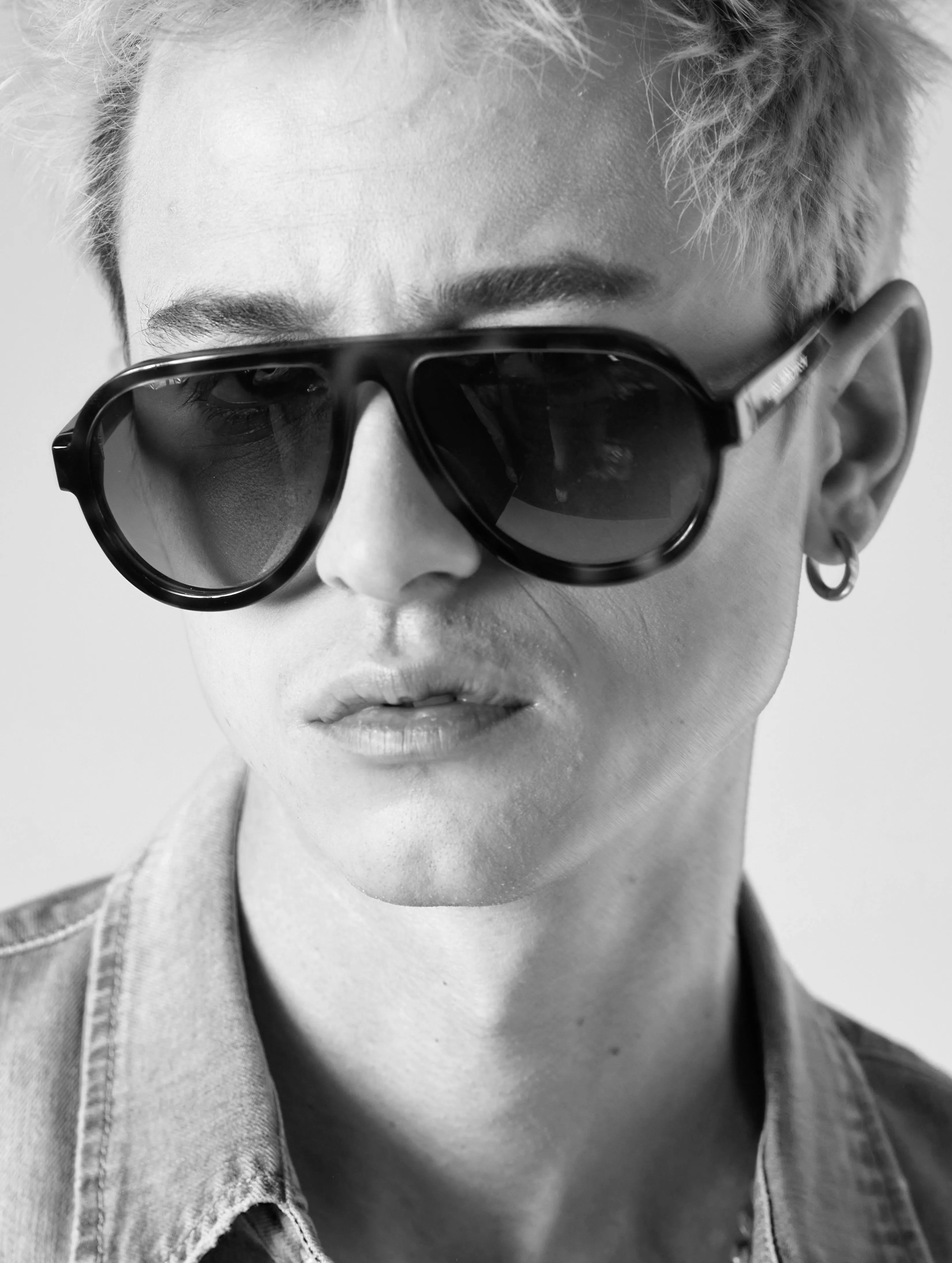 FREDDIE CLASSIC AVIATOR SUNGLASSES IN HAVANA-YELLOW