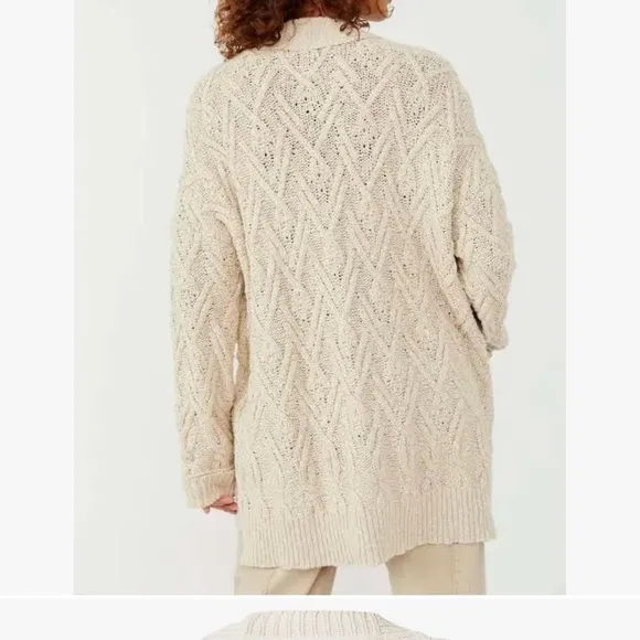 Free People Montana Cable Knit Chunky Cardigan Sweater in Cream/Beige - XS