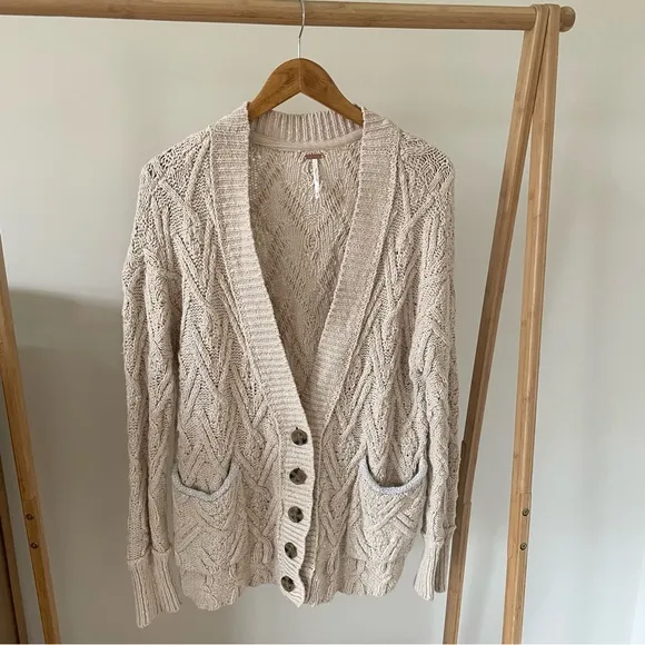 Free People Montana Cable Knit Chunky Cardigan Sweater in Cream/Beige - XS