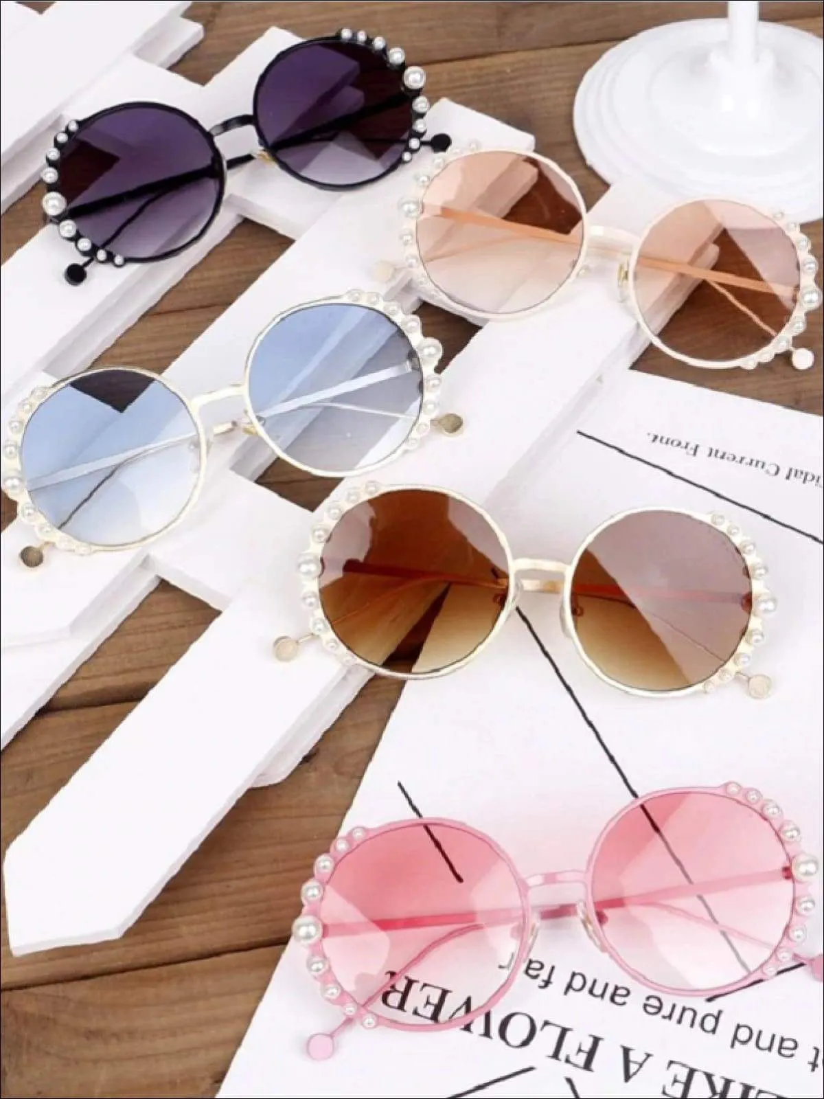 Girls Round Vintage Pearl Studded Sunglasses