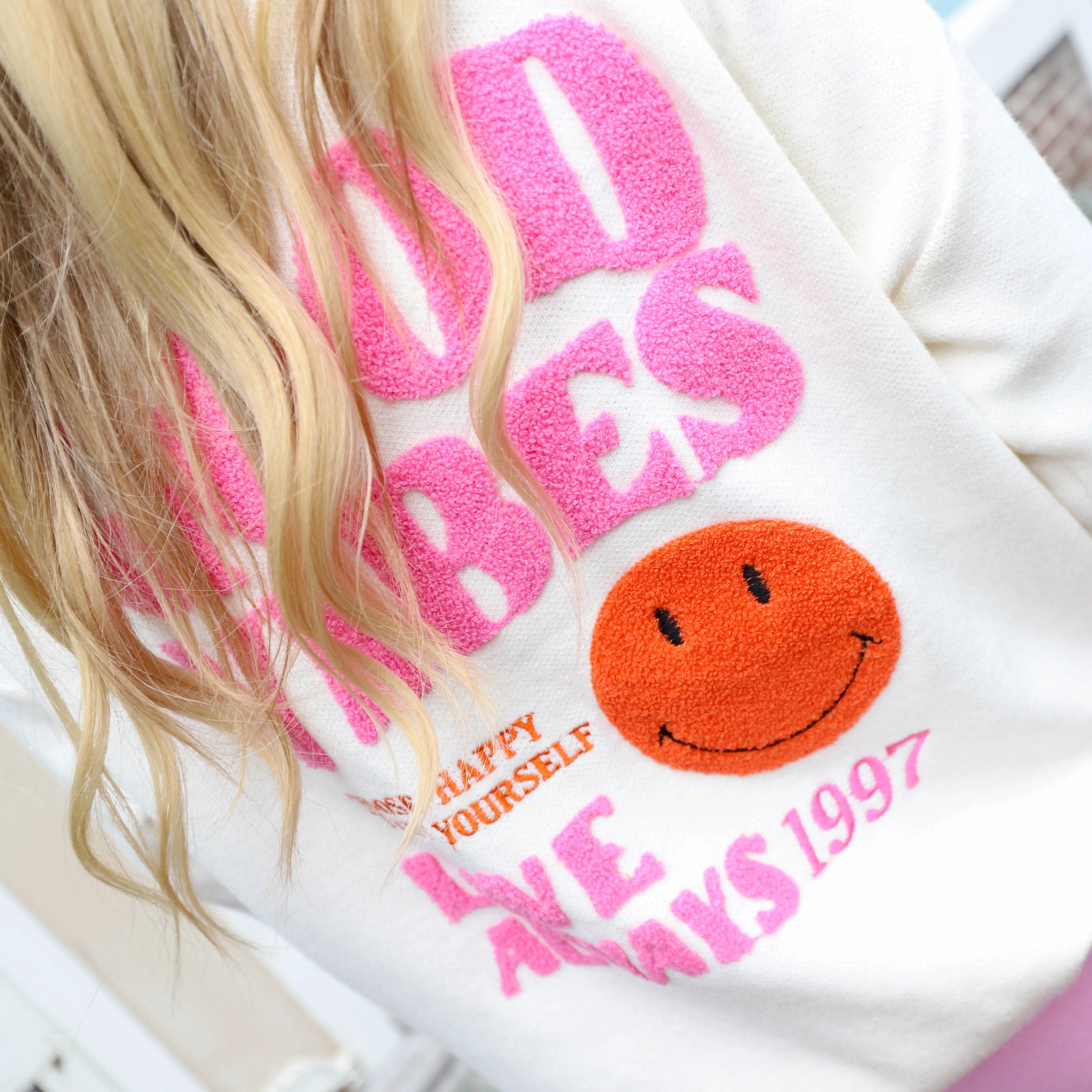 Good Vibes knit ecru