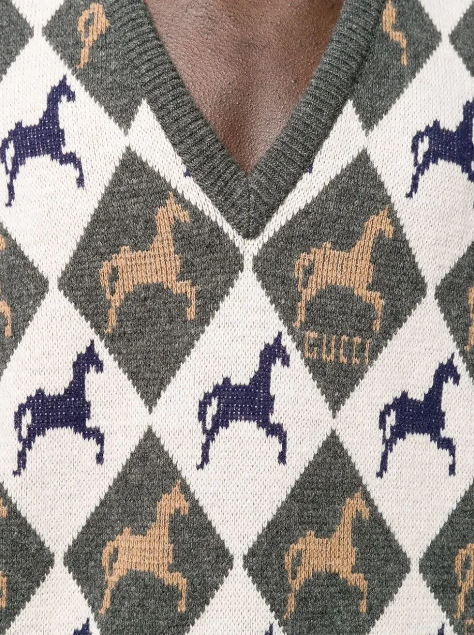 Gucci Equestrian Diamond Jacquard Sweater in Gray and White