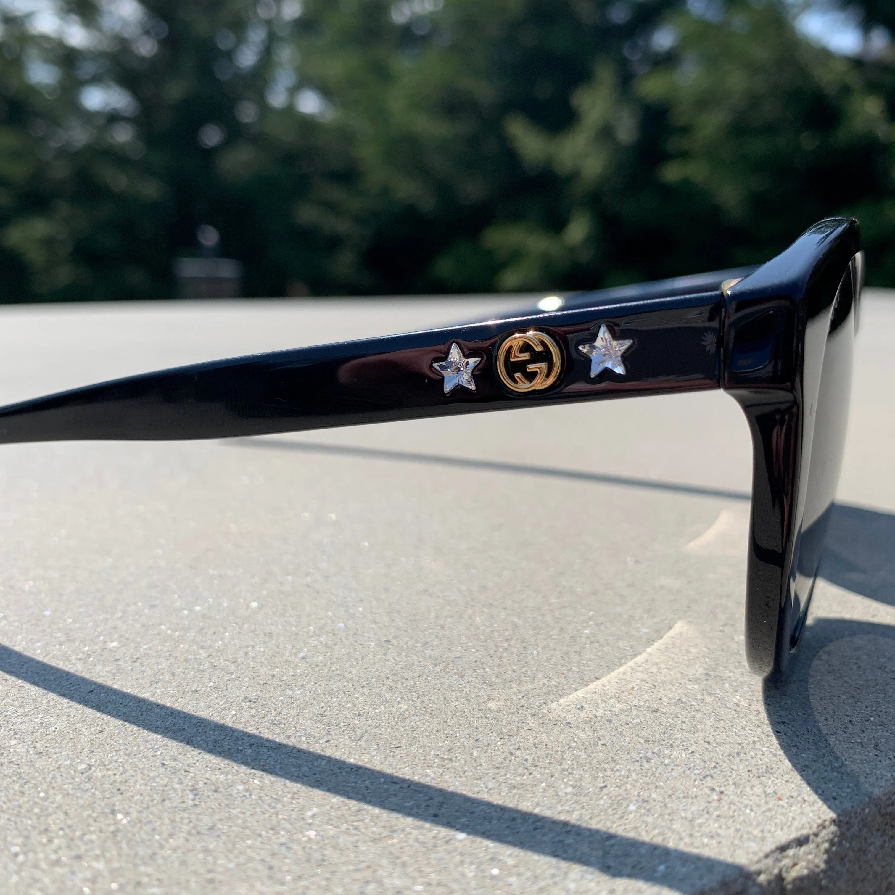 Gucci Round Frame GG Star Sunglasses in Red