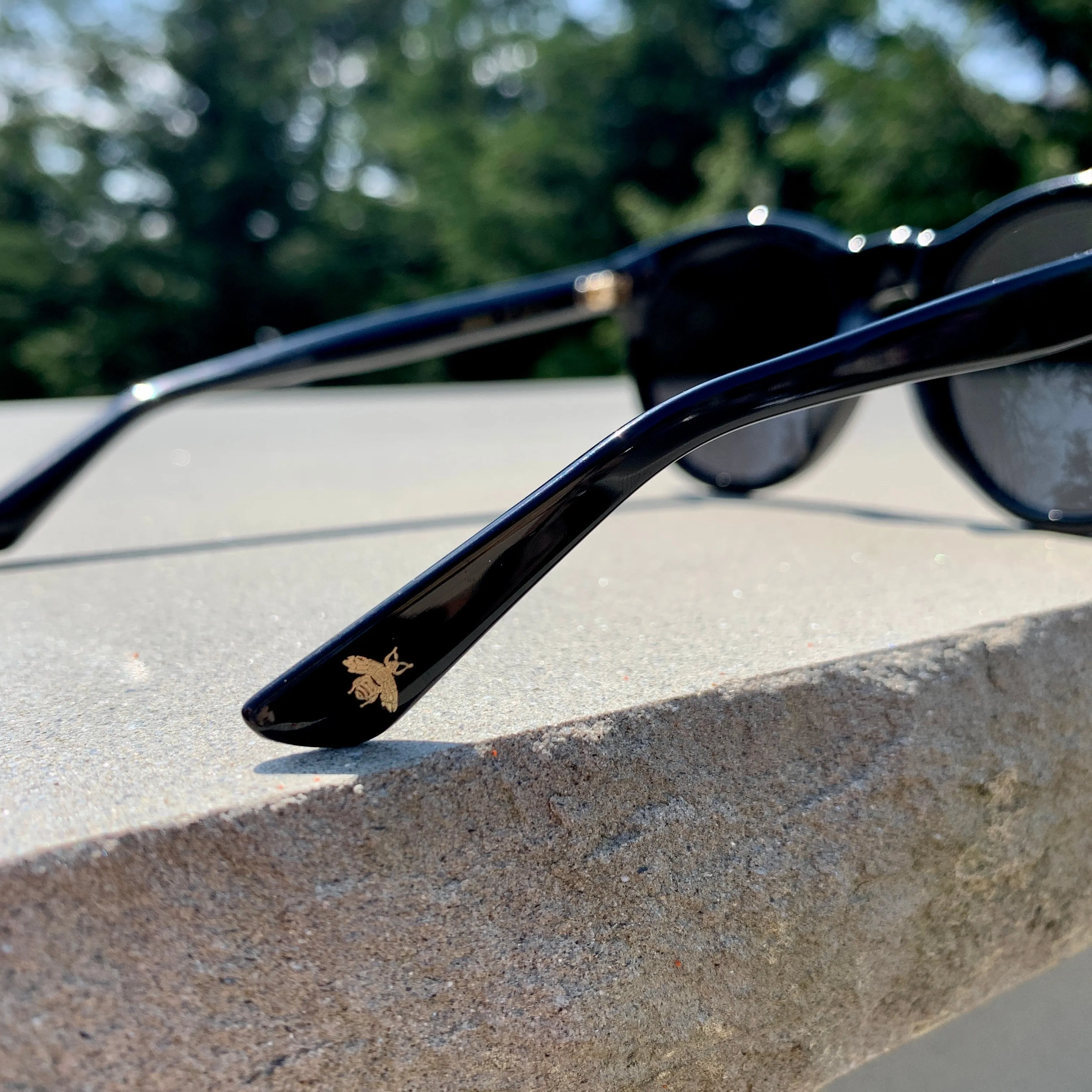 Gucci Round Frame GG Star Sunglasses in Red
