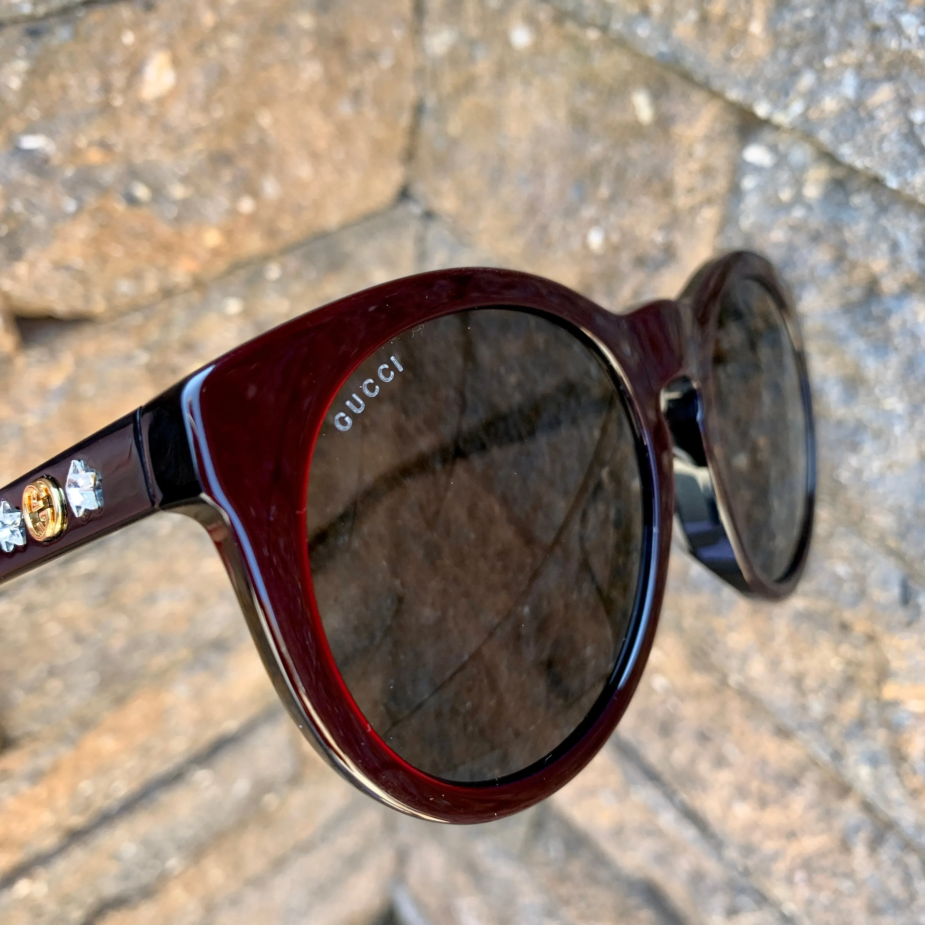 Gucci Round Frame GG Star Sunglasses in Red