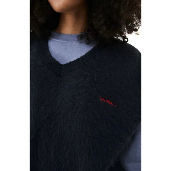 iets frans... Urban Outfitters Fluffy Knit Vest Navy Blue Unisex L NWOT