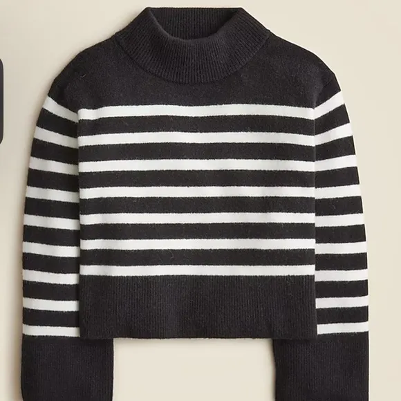 J. Crew Chunky crewneck sweater in Supersoft yarn cropped fit exaggerated sleeve