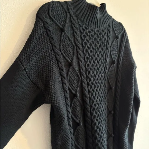 J. Crew Swingy Cable-Knit Mockneck Pullover Sweater Women’s Small Black AU220
