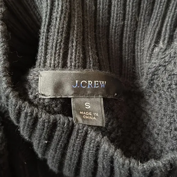 J. Crew Swingy Cable-Knit Mockneck Pullover Sweater Women’s Small Black AU220