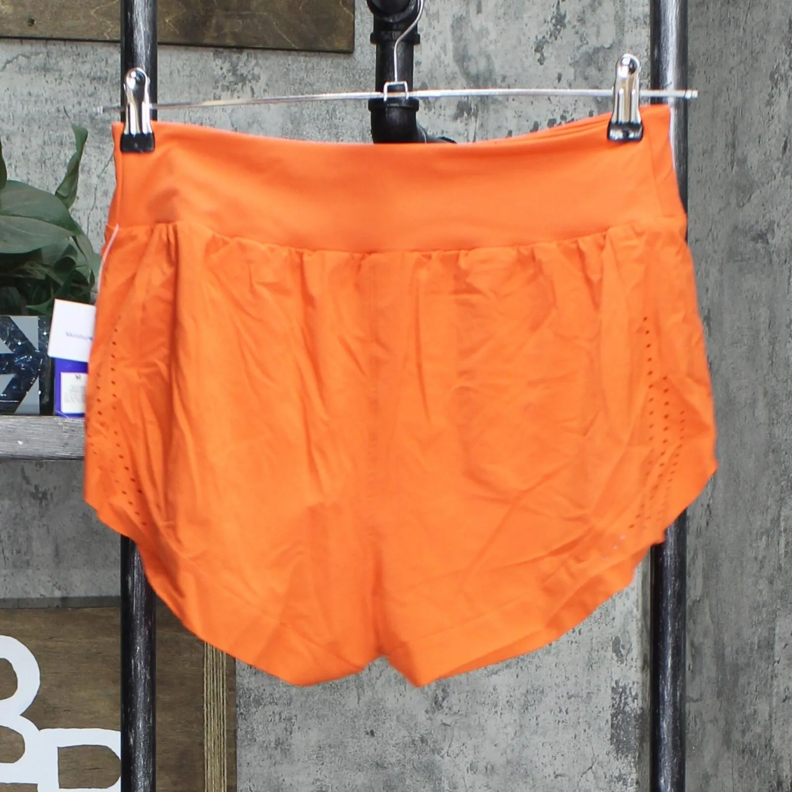 JoyLab Women's High-Waisted Laser Cut Shorts 2"