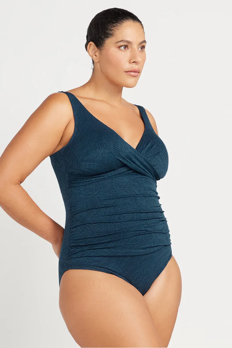 La Traviata Delacroix Multifit Cup One Piece
