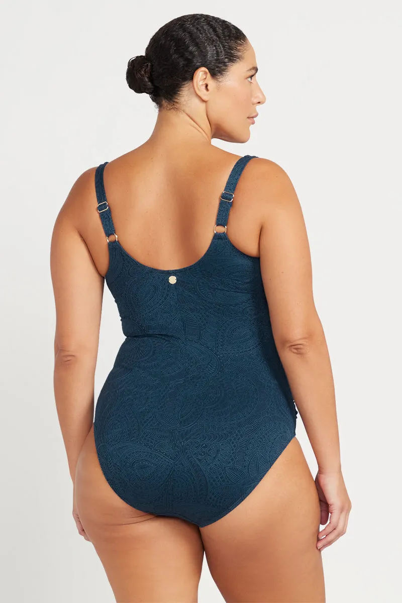 La Traviata Delacroix Multifit Cup One Piece