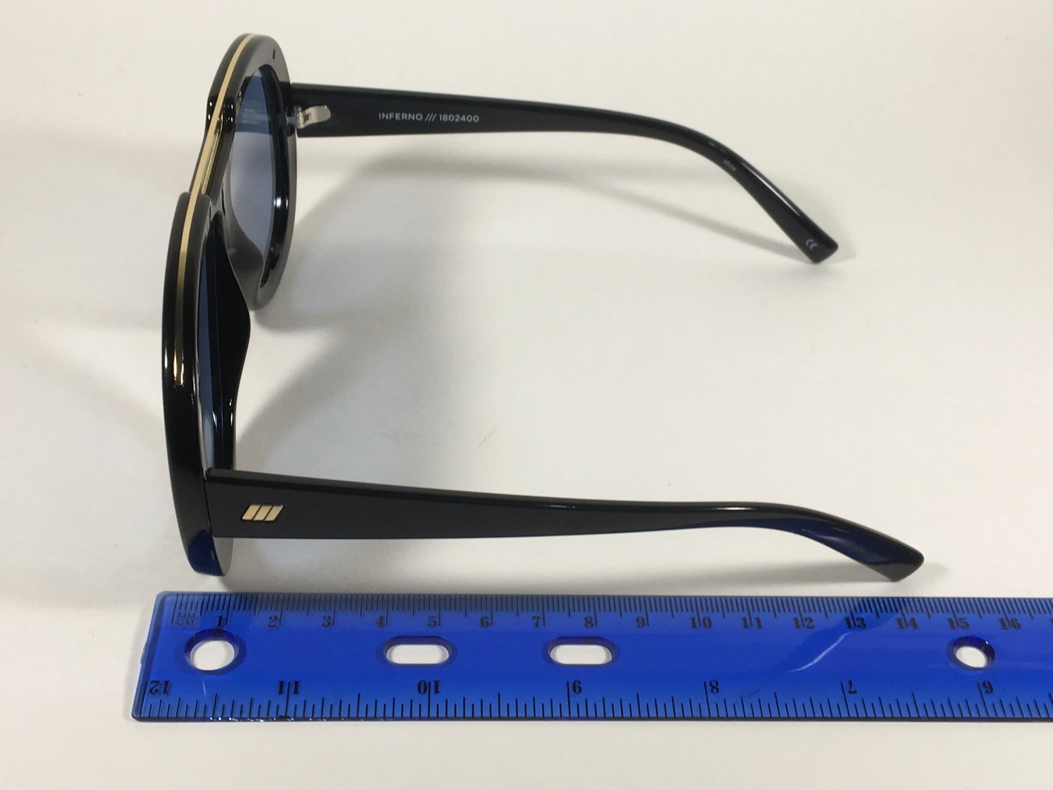 Le Specs Inferno Large Aviator Pilot Sunglasses Black Gloss Blue Tinted Lens LSP1802400