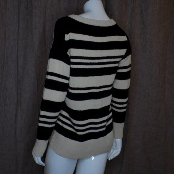 Lou &amp; Grey Sweater NWT Women's Fuzz line Striped Size Small