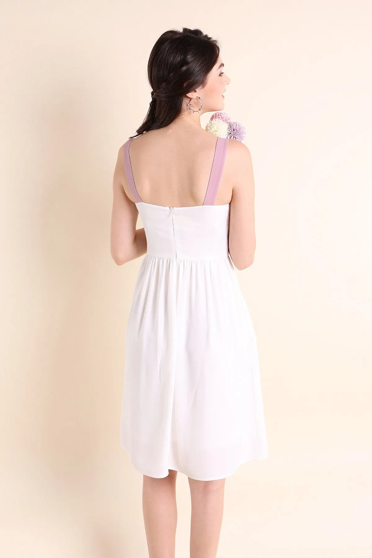 MADEBYNM LEILA FLORAL EMBROIDERY A-LINE DRESS IN WHITE