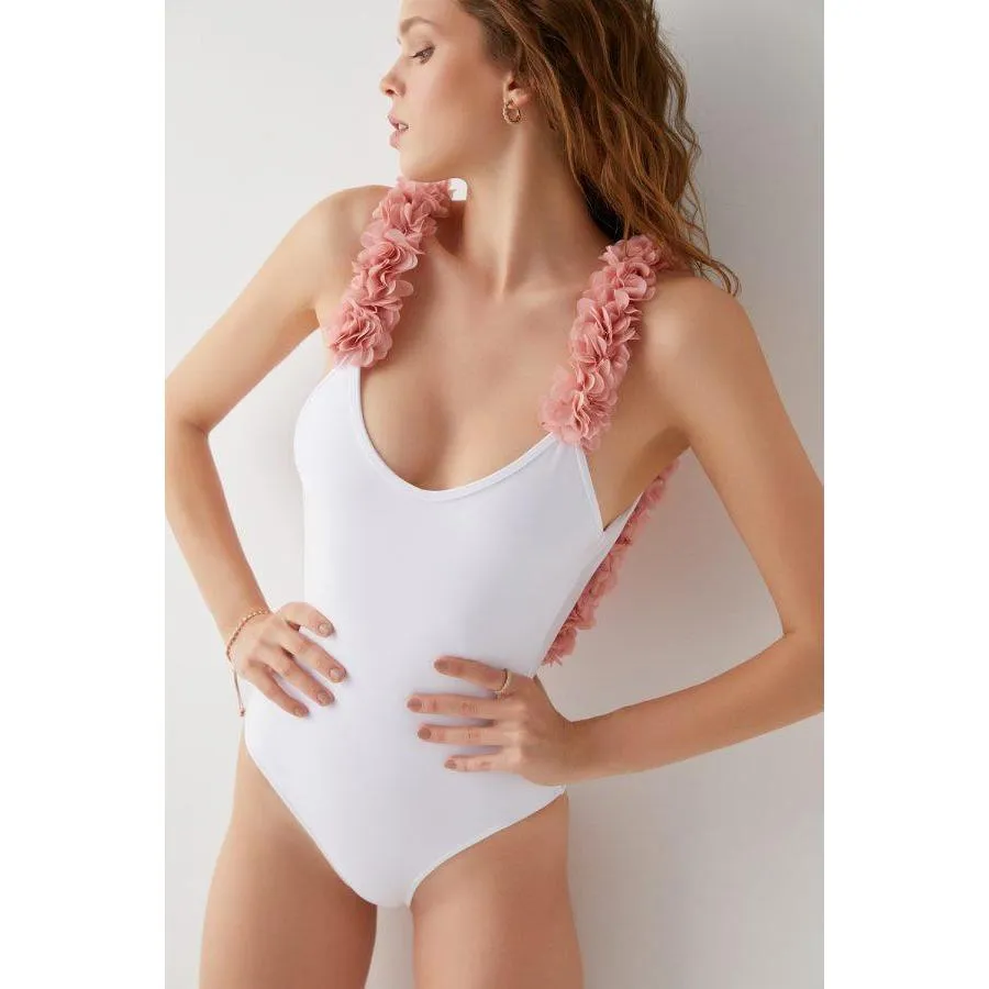 Mother-Daughter Floral Ruffle Swimsuit Set – Elegant Backless One-Piece in Black, White, and Pink