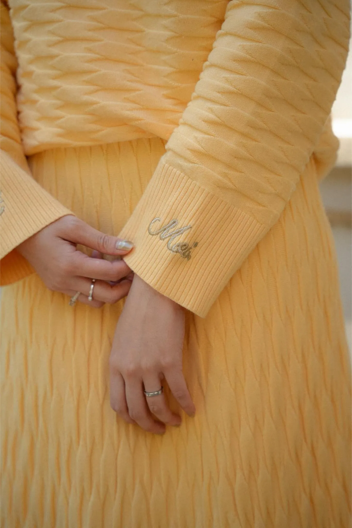 NUVOLA KNIT SWEATER IN BUTTER