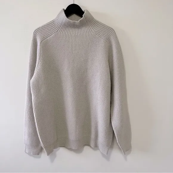 OAK FORT CHUNKY TURTLENECK RIBBED SWEATER