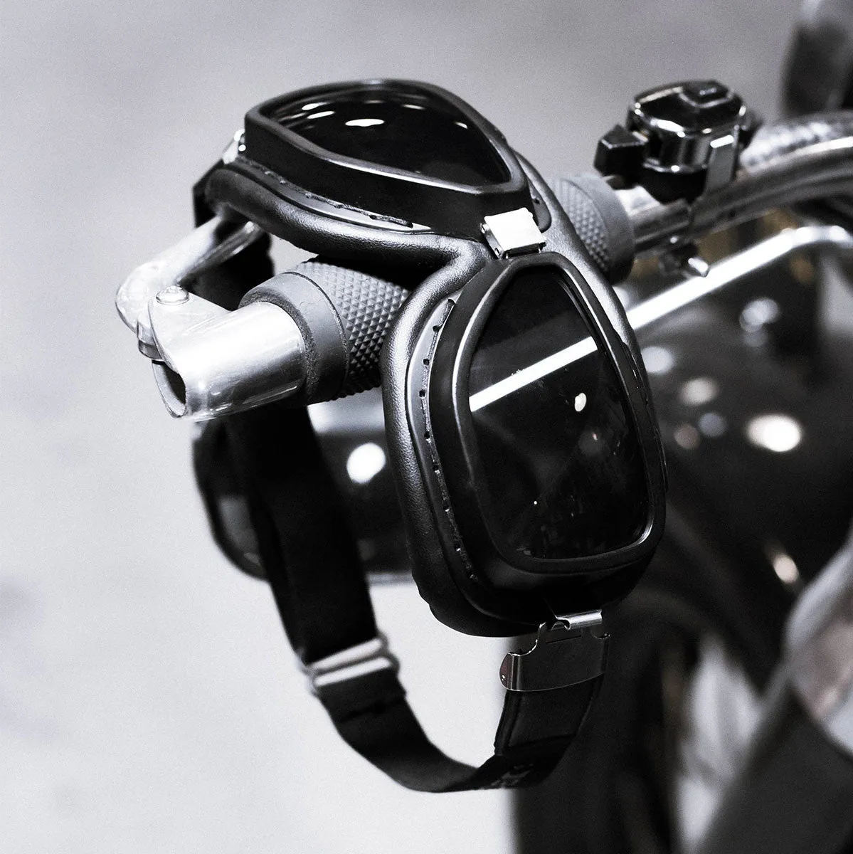 PILOT GOGGLES WITH INTERCHANGEABLE LENSES