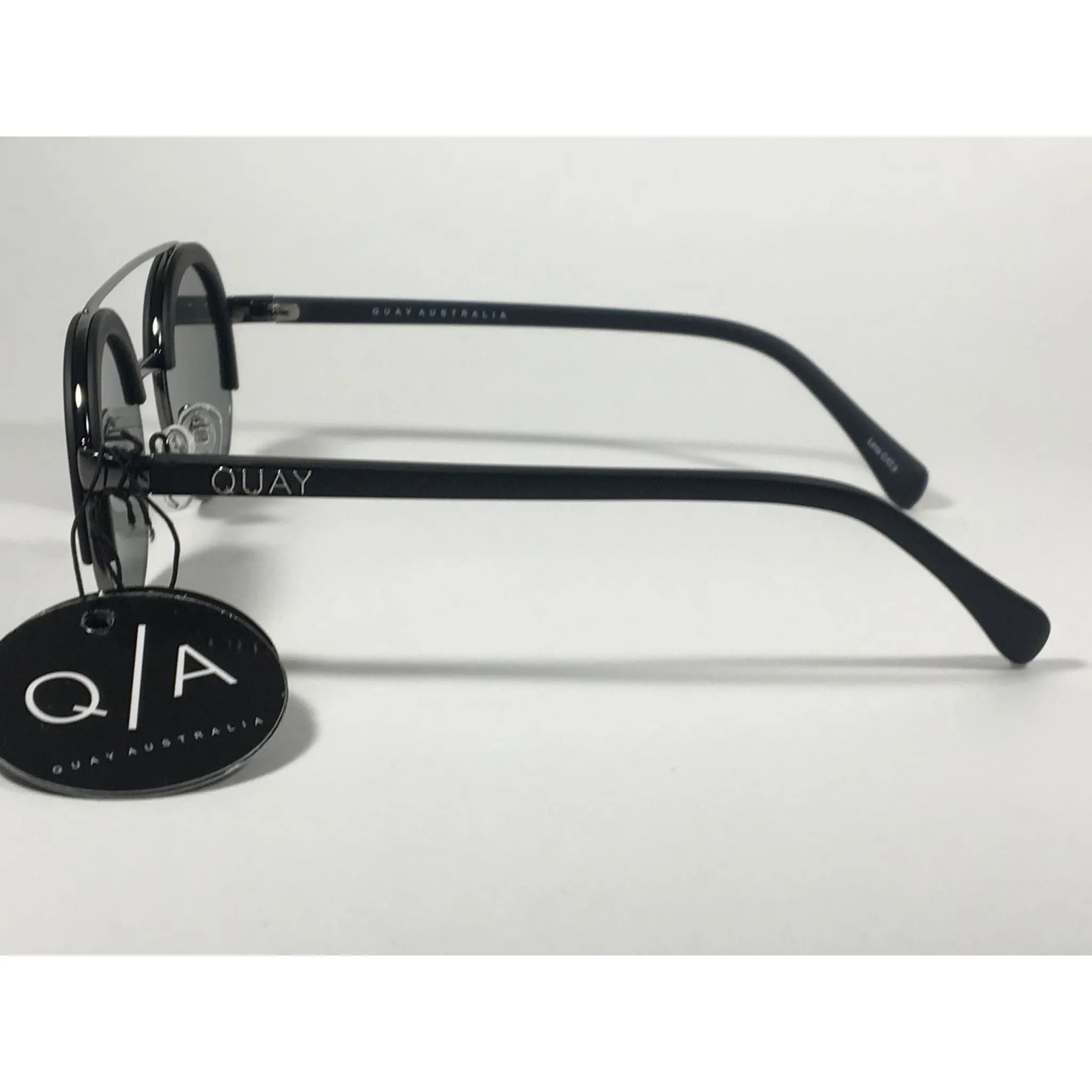 Quay Australia QW000365 BLK/GRN Come Around Round Brow Bar Sunglasses Black Frame Green Lens