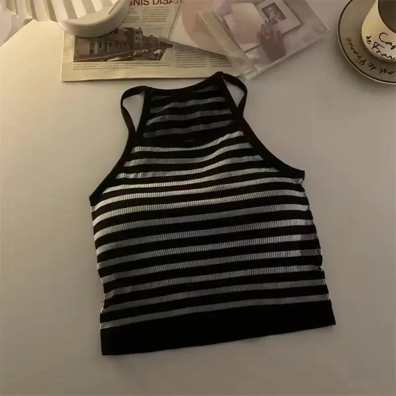 Solid Color Crop Tank Top with Chest Pad for Women