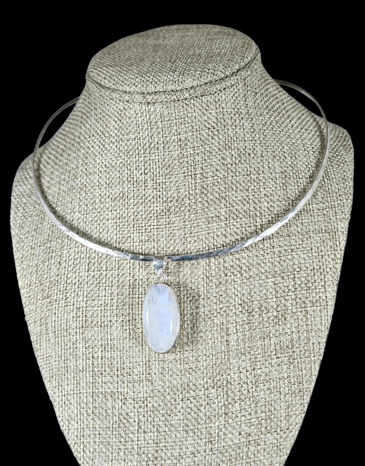 Sterling Silver Pendant with Moonstone