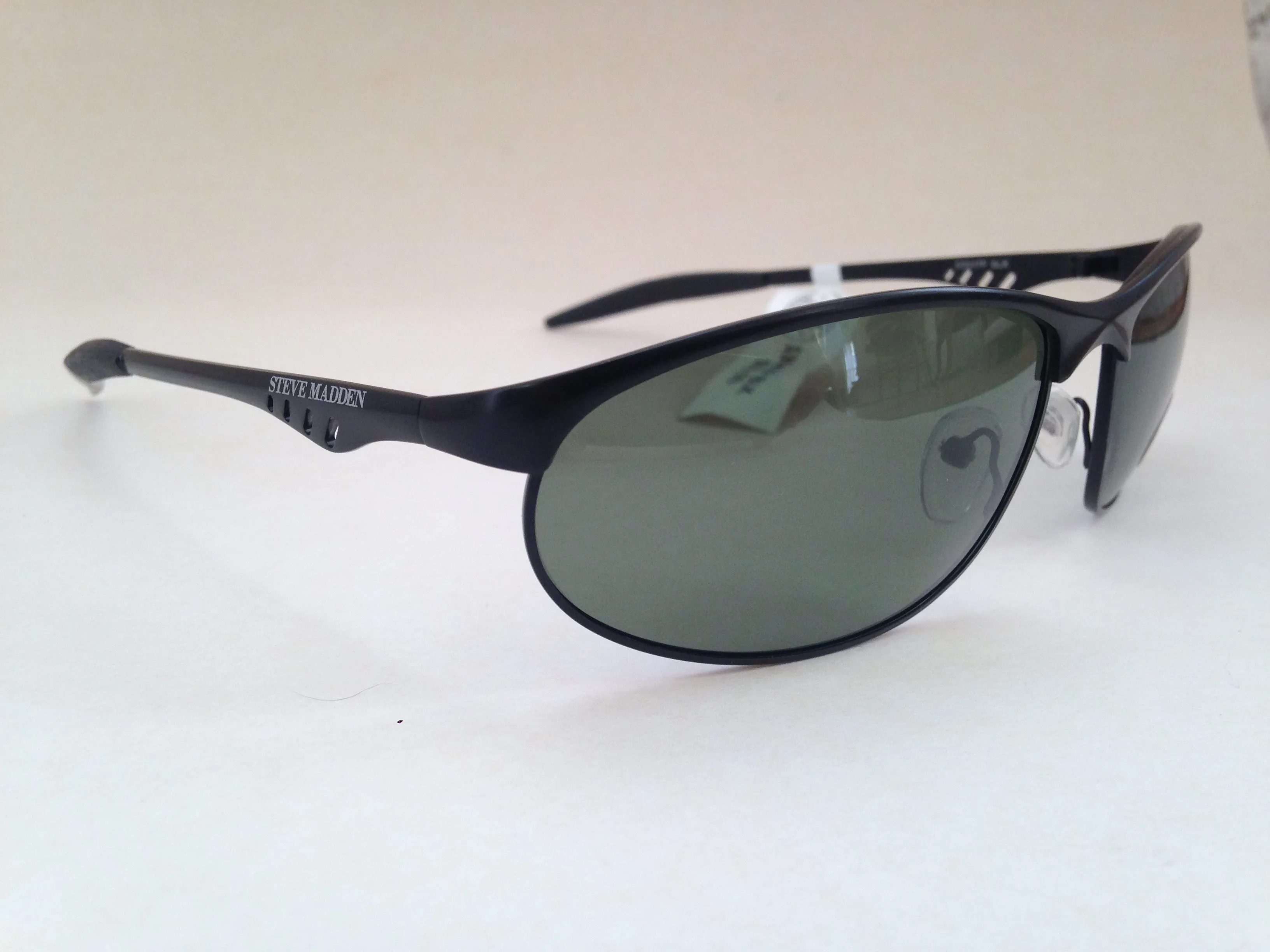 Steve Madden Sunglasses Polarized Sport Black Metal Frame Green Lens S3047P BLK