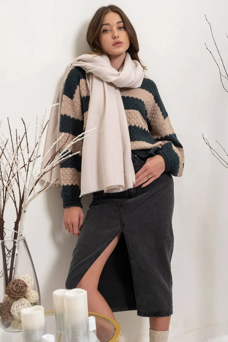 STRIPED CREW KNIT SWEATER