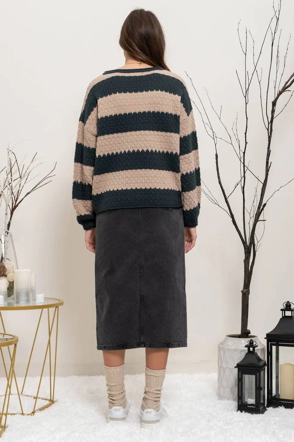 STRIPED CREW KNIT SWEATER