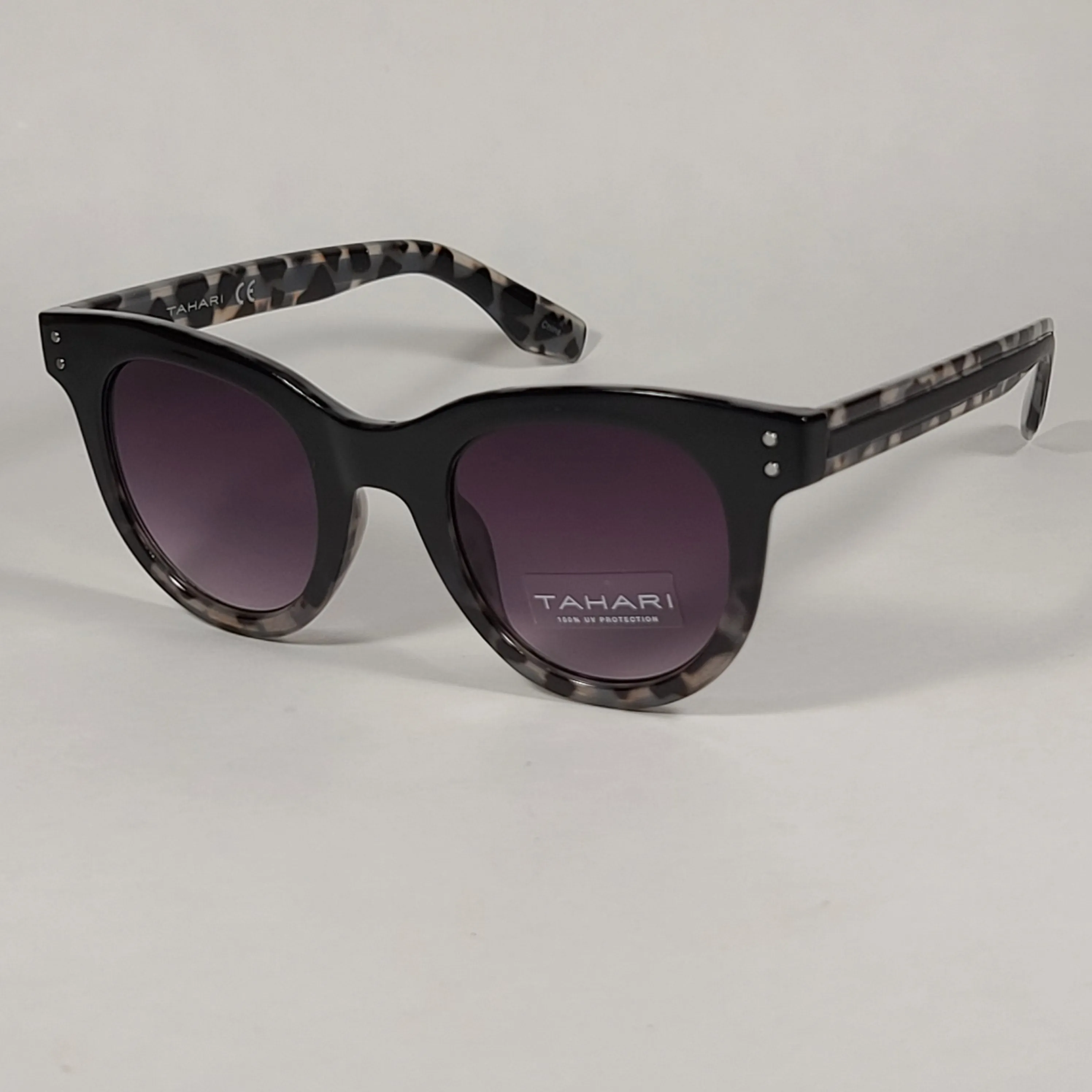 Tahari Round Sunglasses Black Oatmeal Frame Gray Smoke Gradient Lens TH775 OXOAT