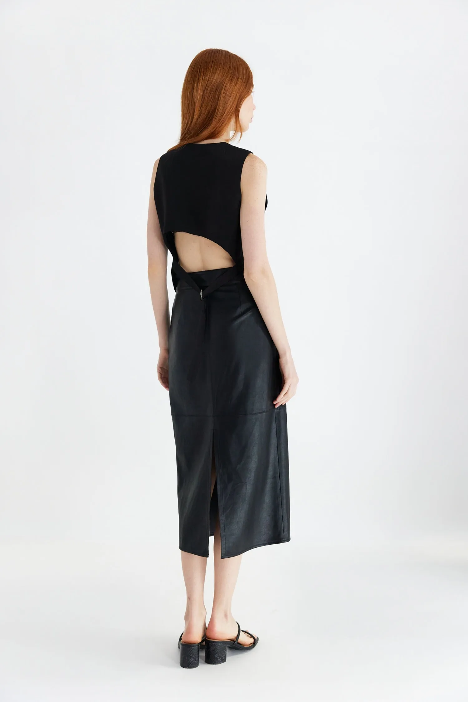 The Abri Vest