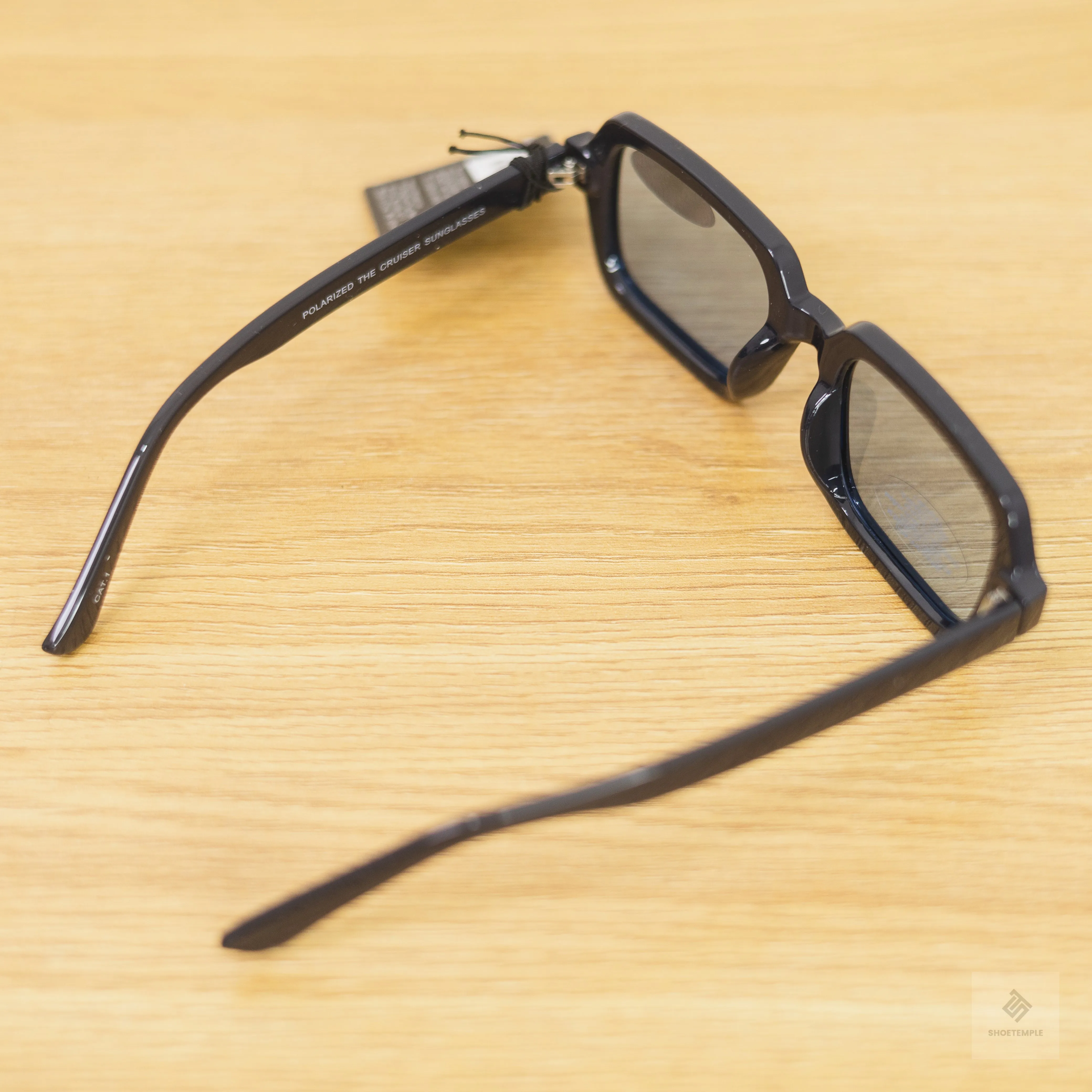 The Cruise Polarized Sunglasses - Navy