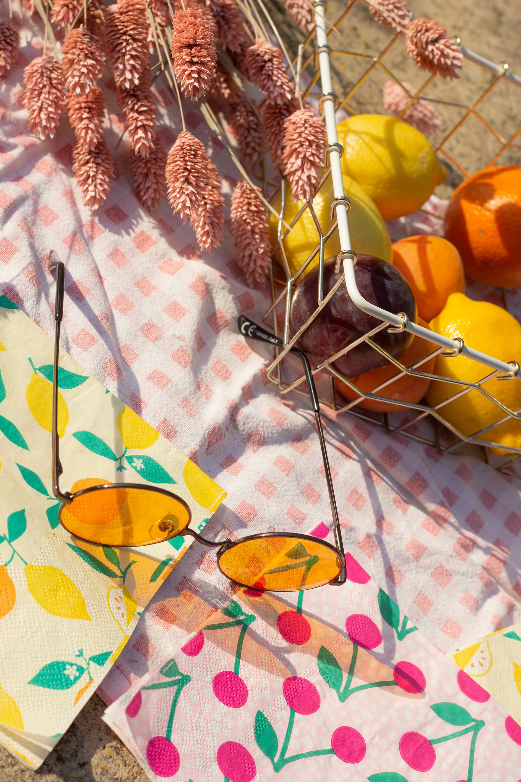 Tint Round Frame Sunglasses