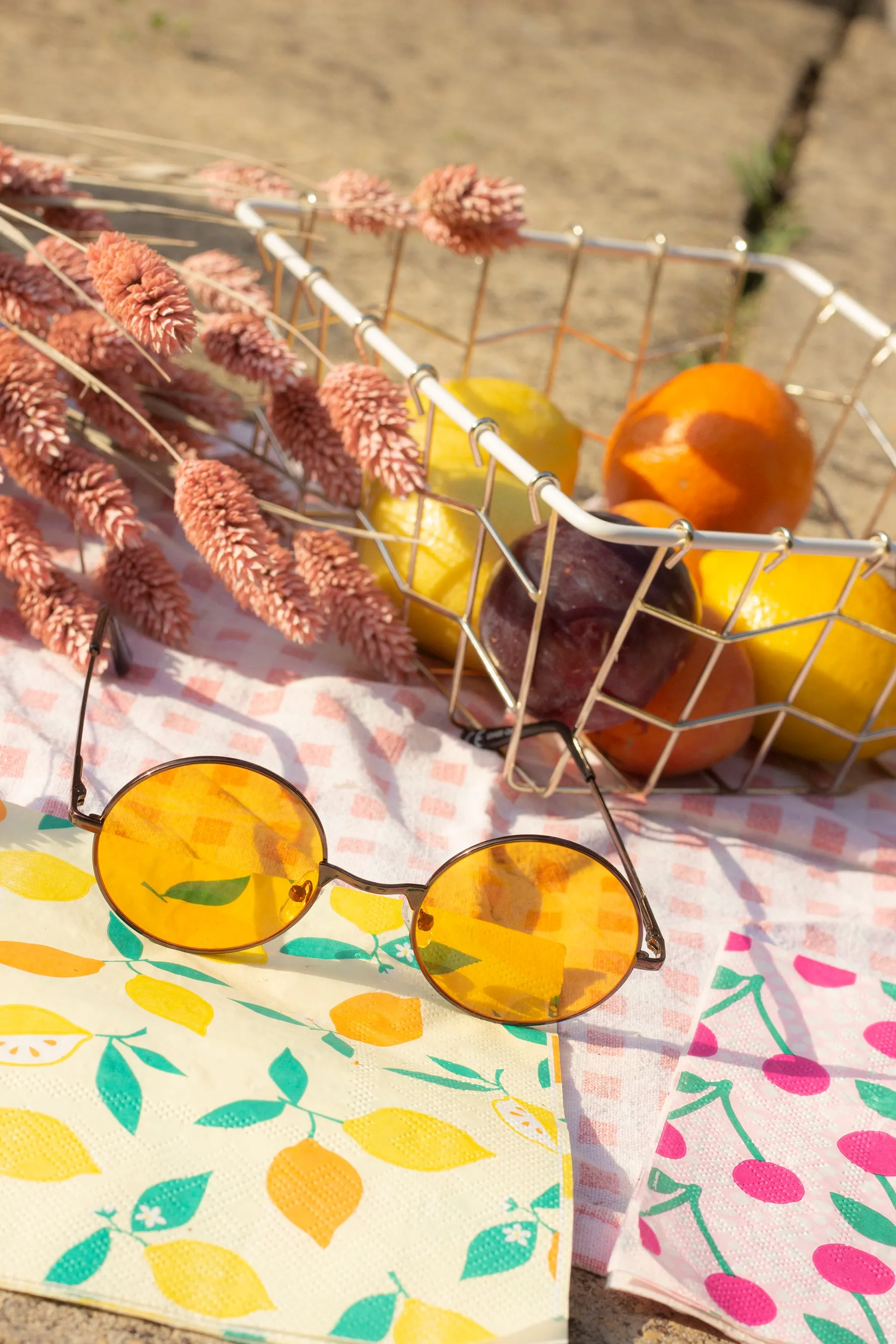 Tint Round Frame Sunglasses